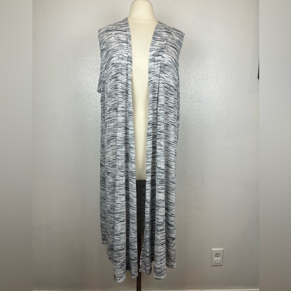 NWOT LuLaRoe Joy ‎ Space Dye Gray White Sleeveless Long Vest Sz XL